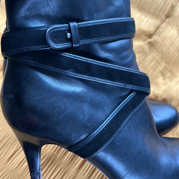 🛍️Cole Haan Nike air footbed black leather/suede strappy heel booties boots 11 - Picture 4 of 8
